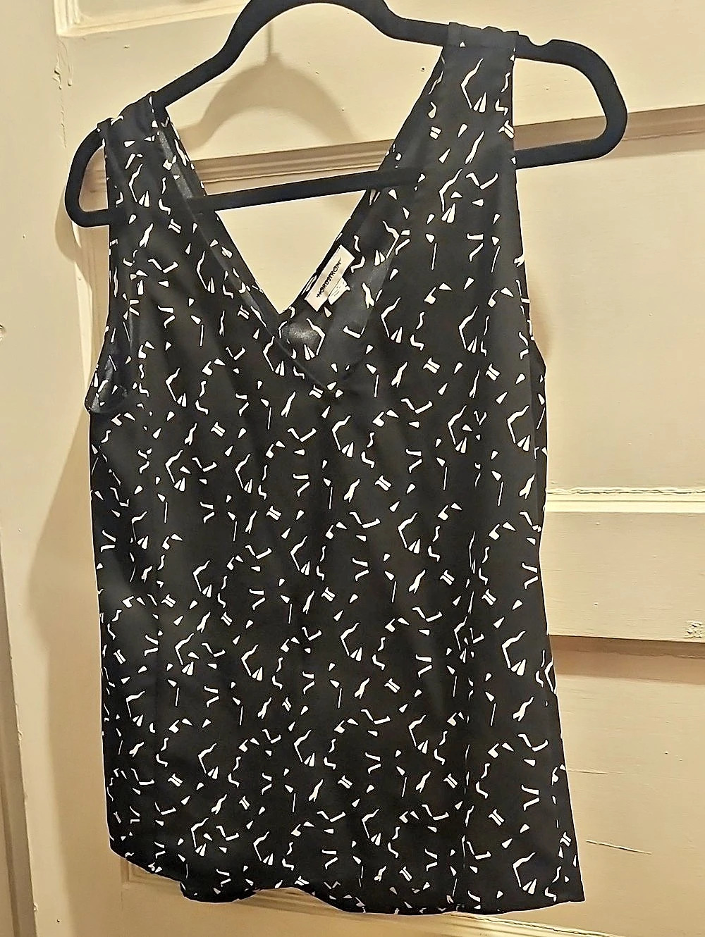 Nordstrom Abstract Print Silky Tank Top in Black & White
